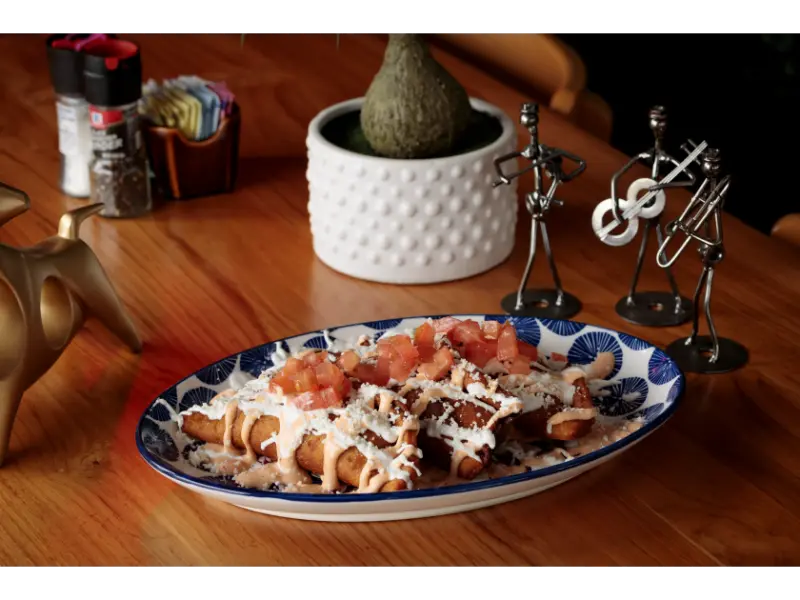 Cenas Kitchen in Tomball, Texas — photo 4 of 4