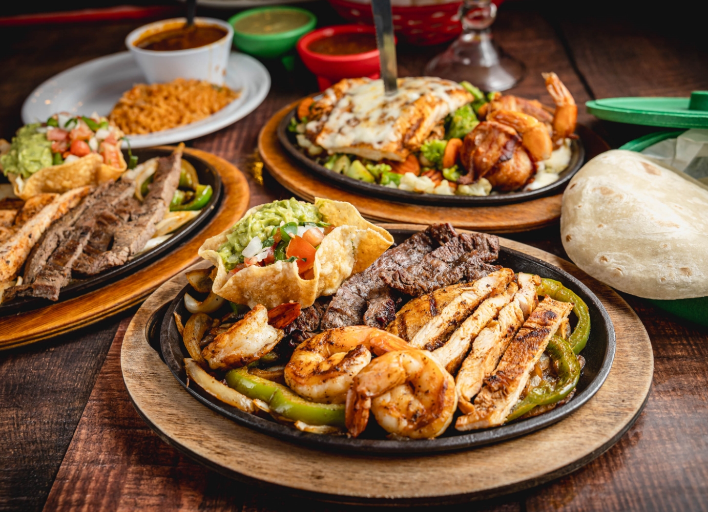 Los Arcos Mexican Restaurant in Tomball, Texas — photo 2 of 3