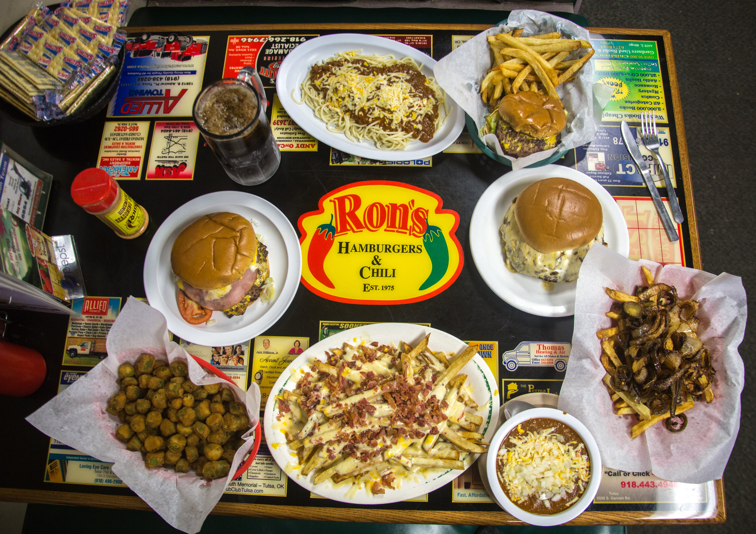 Ron's Hamburgers & Chili in Tomball, Texas — photo 2 of 3
