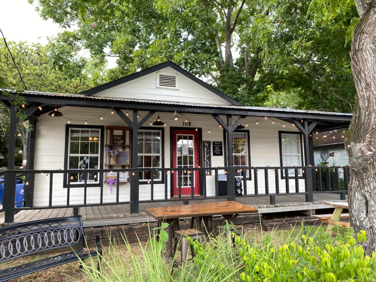 Thirsty Bee Meadery in Tomball, Texas — photo 2 of 3