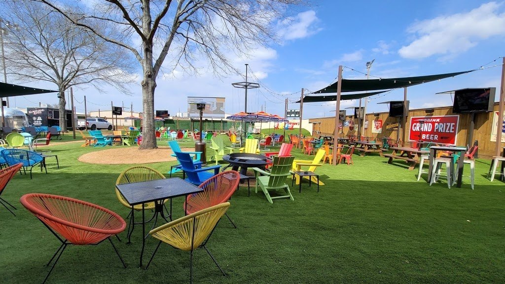 Little Woodrow's Tomball