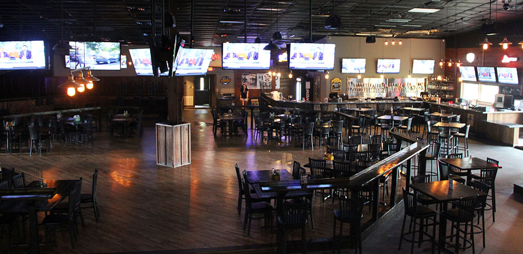 District 249 Bar & Grill in Tomball, Texas — photo 2 of 3